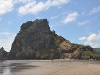 DSC_1324 View of Lion Rock - Piha Beach (Piha, New Zealand)