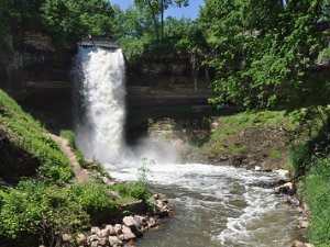 Minnehaha Park (4 Jun 11)