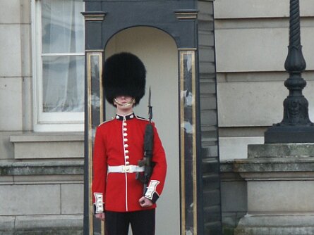 Buckingham Palace 2003 Buckingham Palace (26 Apr 03)