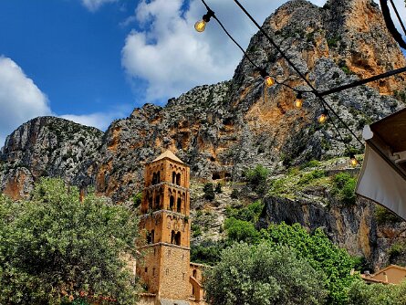 The Ille-et-Vilaine Department Visits to Ille-et-Vilaine department (Moustiers-Sainte-Marie)